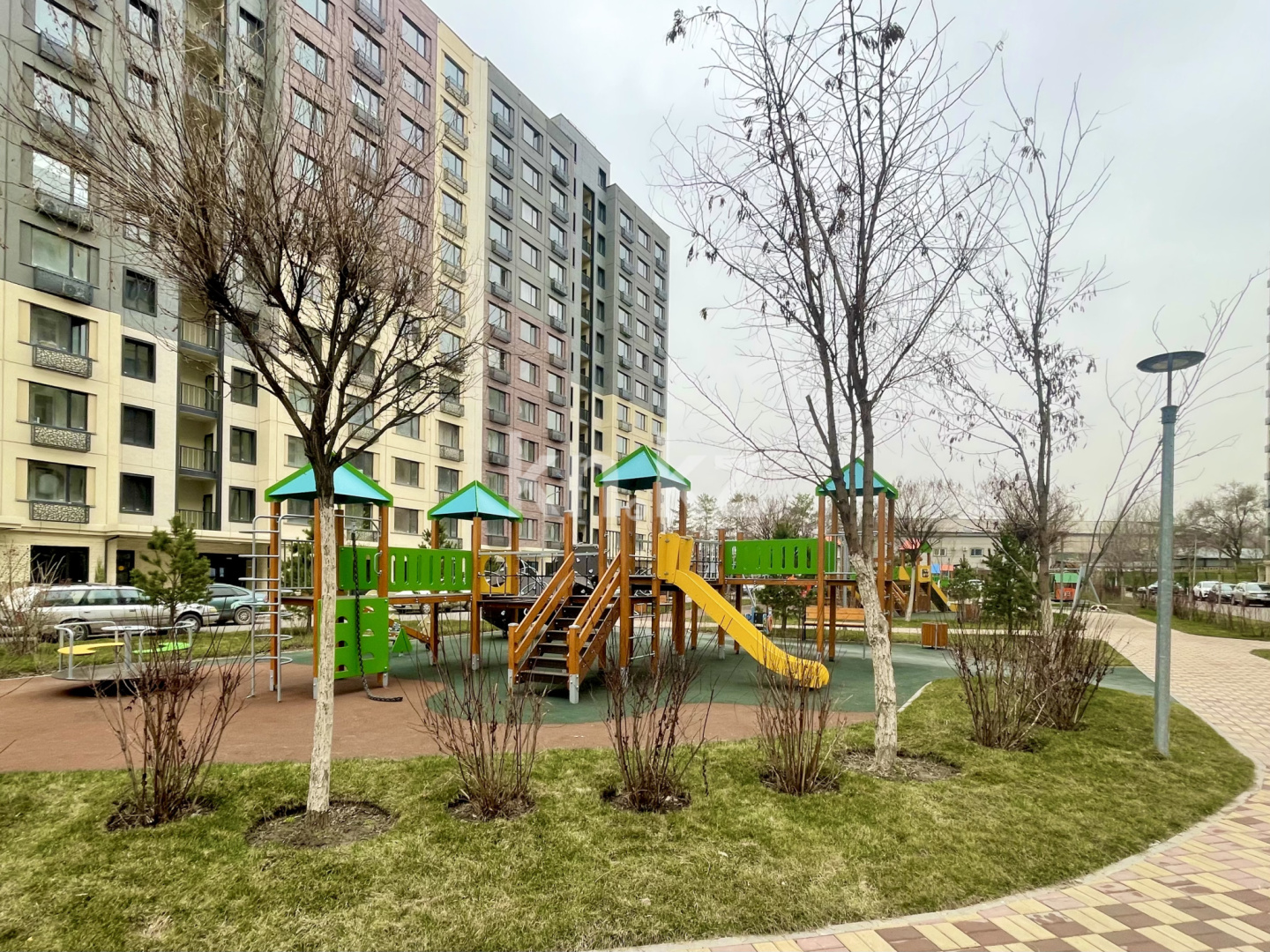 Продажа 2-комнатной квартиры, 50 м² - Продажа двухкомнатных квартир в Алматы - страница 4 фото 1 из 18