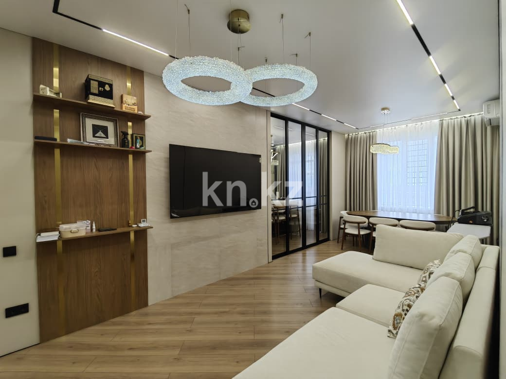 Продажа 3-комнатной квартиры, 97 м² в Караганде