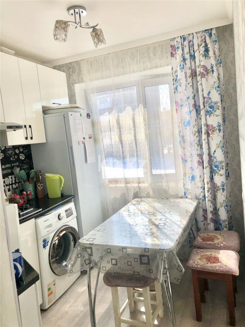 Продажа 4-комнатной квартиры, 62 м², мкр-н Восток-1, дом  13 в Караганде - фото 10