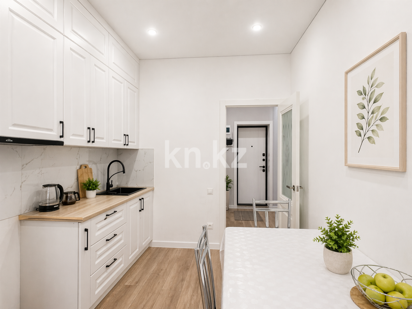 Продажа 1-комнатной квартиры, 40 м² - Продажа квартир в кирпичном доме в Караганде - страница 66 фото 4 из 8