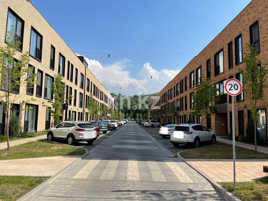 Продажа 5-комнатной квартиры, 265 м², ул. Каппарова, дом  116 - Продажа  пятикомнатных квартир в Алматы фото 1 из 5
