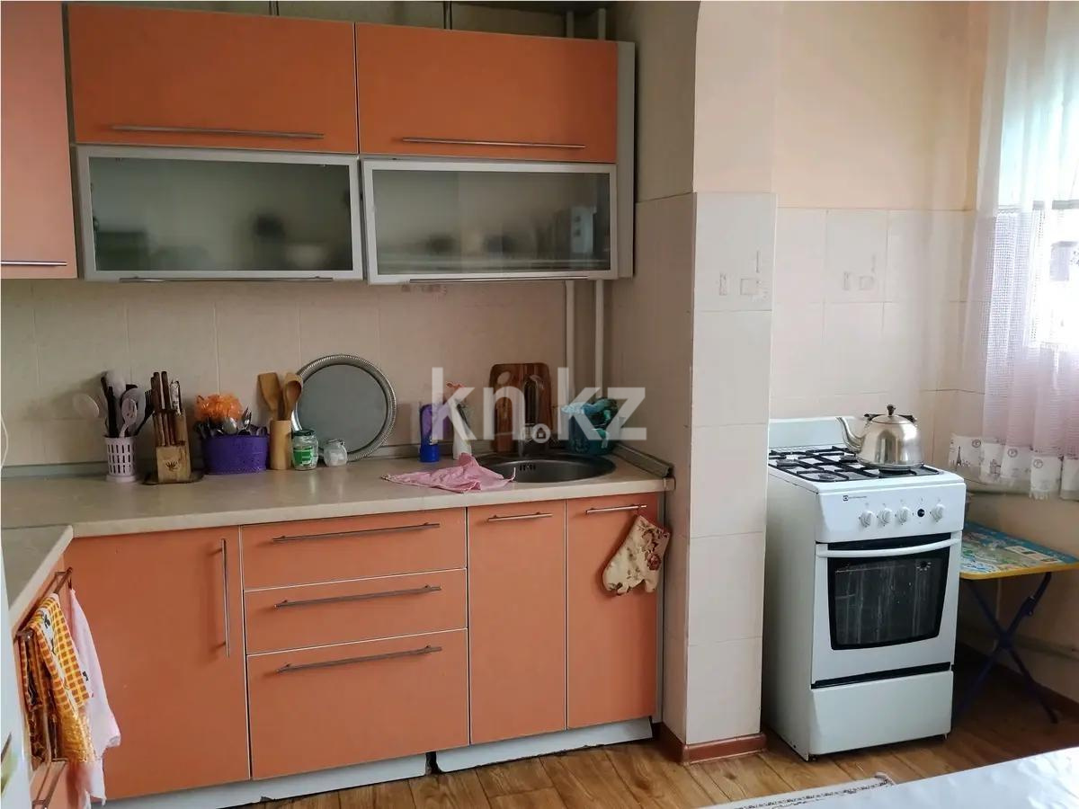 Продажа 3-комнатной квартиры, 70 м², мкр-н Жетысу-2, дом  10 в Алматы - фото 2