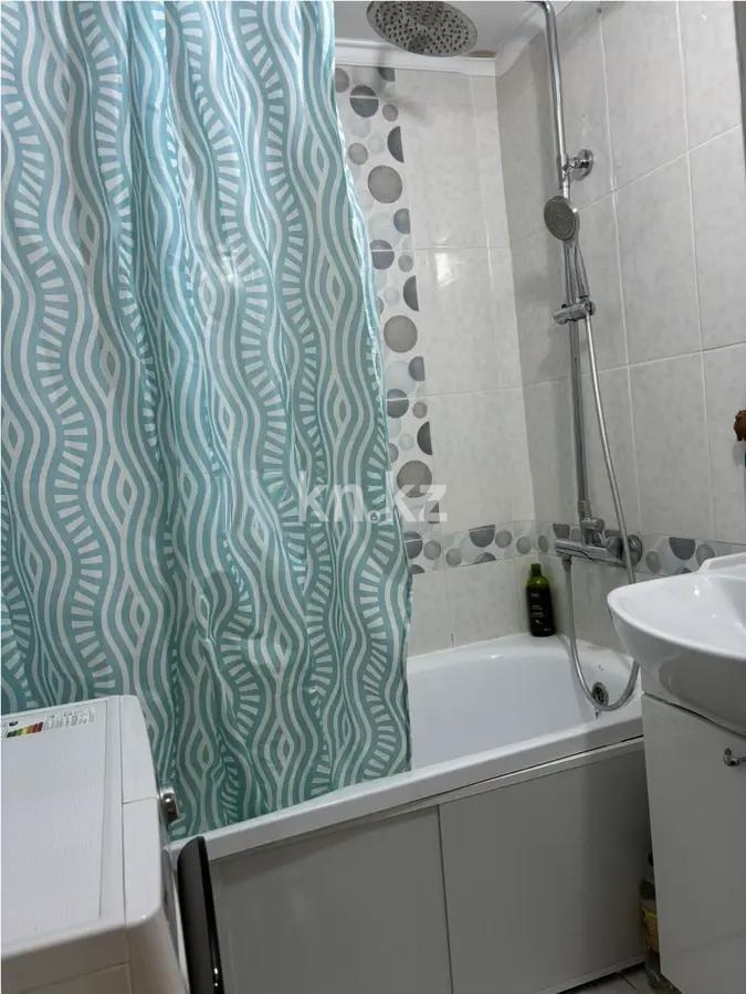 Продажа 3-комнатной квартиры, 63 м², пр. Абылай хана, дом  29/1 в Астане - фото 5