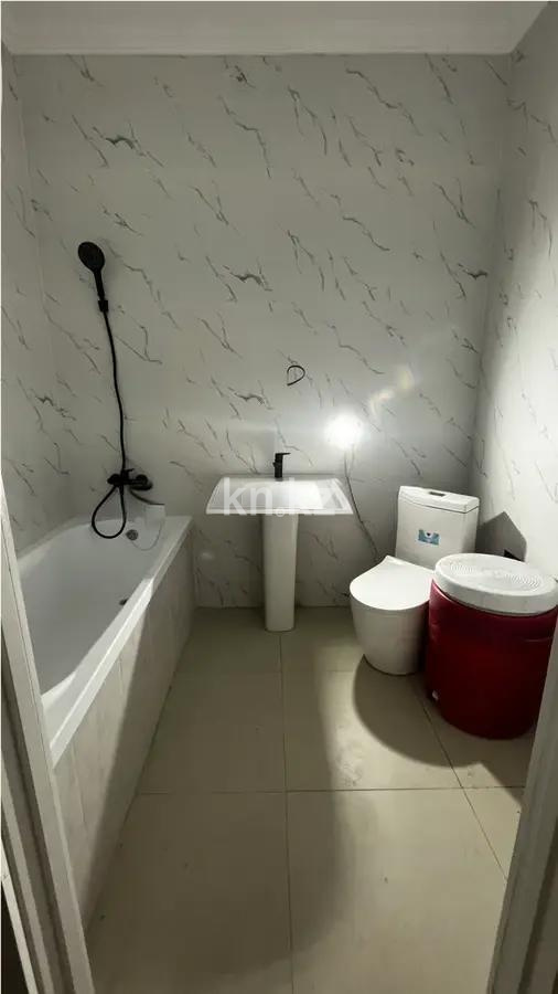 Продажа 2-комнатной квартиры, 40 м², ул. Басаркобыз, дом  46/1 в Алматы - фото 3