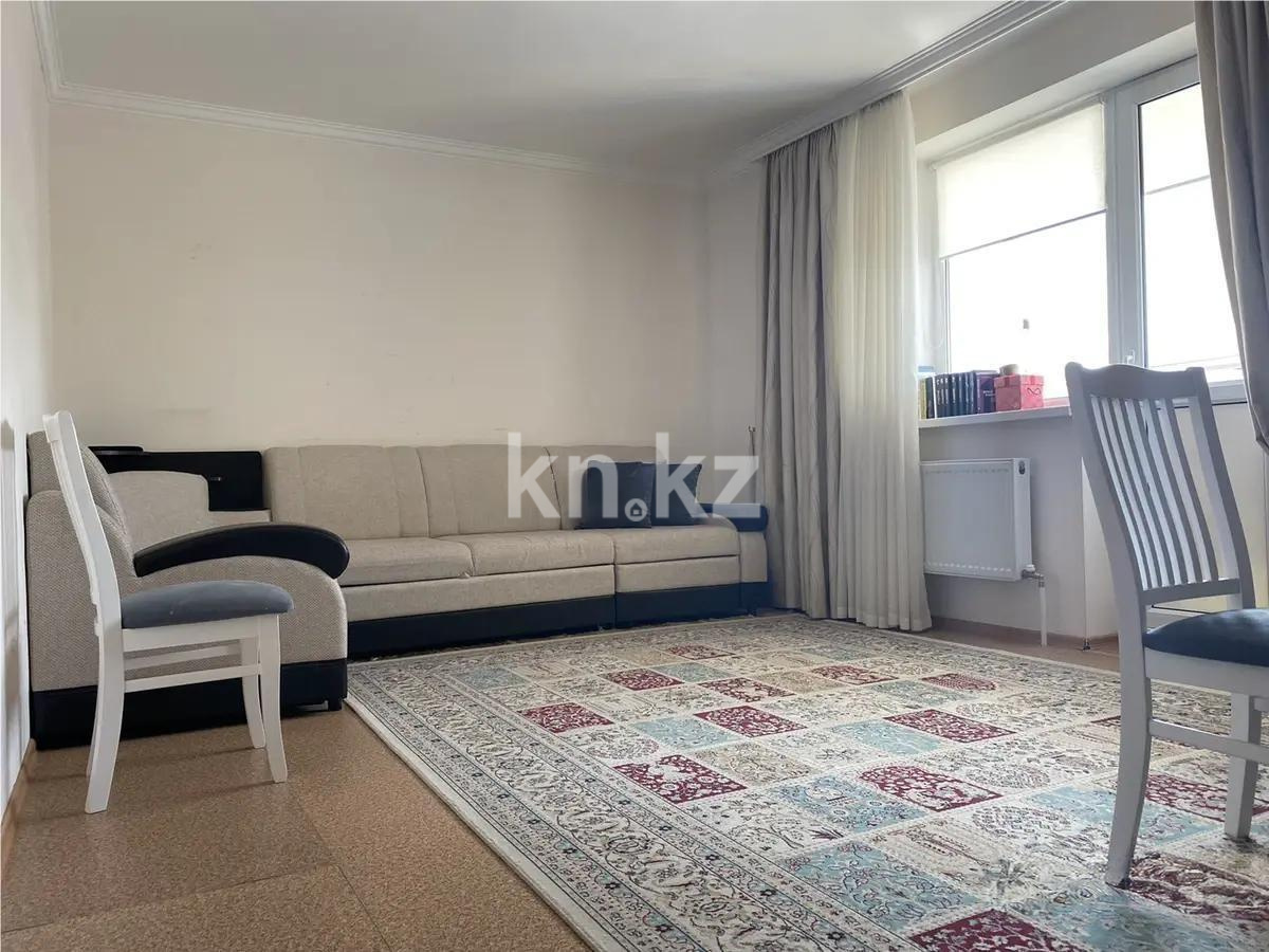 Продажа 3-комнатной квартиры, 72.7 м², пр. Кошкарбаева, дом  39 - Продажа квартир в Казахстане фото 1 из 2