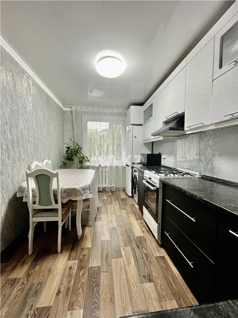 Продажа 3-комнатной квартиры, 63 м², ул. Байтурсынова - Продажа квартир в Темиртау фото 1 из 12