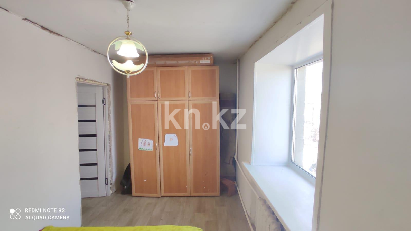 Продажа 3-комнатной квартиры, 52 м², ул. Серова - Продажа  трехкомнатных квартир в Караганде фото 4 из 13