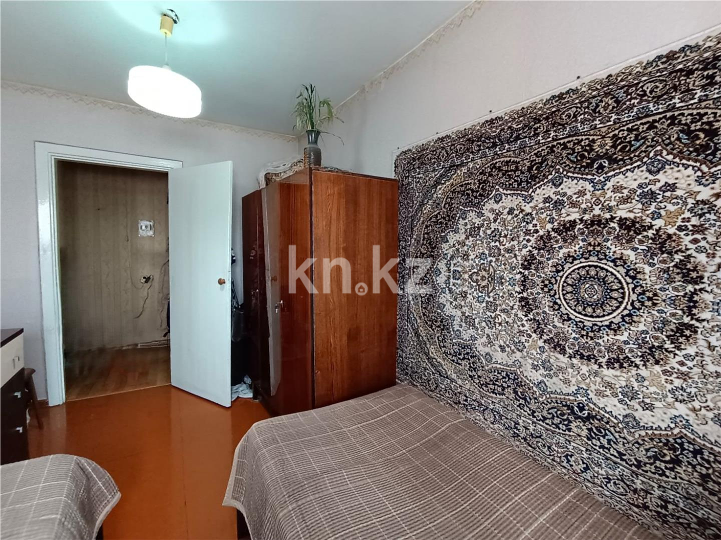 Продажа 4-комнатной квартиры, 61 м² - Продажа квартир в Караганде - страница 2 фото 4 из 11