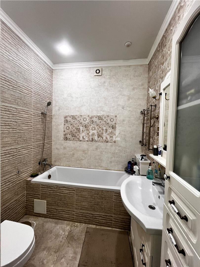 Продажа 7-комнатного дома, 320 м², ул. Кабжанова - Продажа домов, коттеджей в Караганде фото 22 из 36