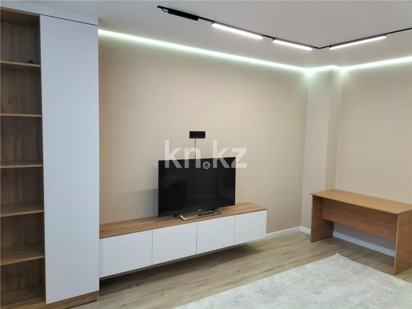 Продажа 2-комнатной квартиры, 66 м², ул. Нарикбаева в Астане - фото 2