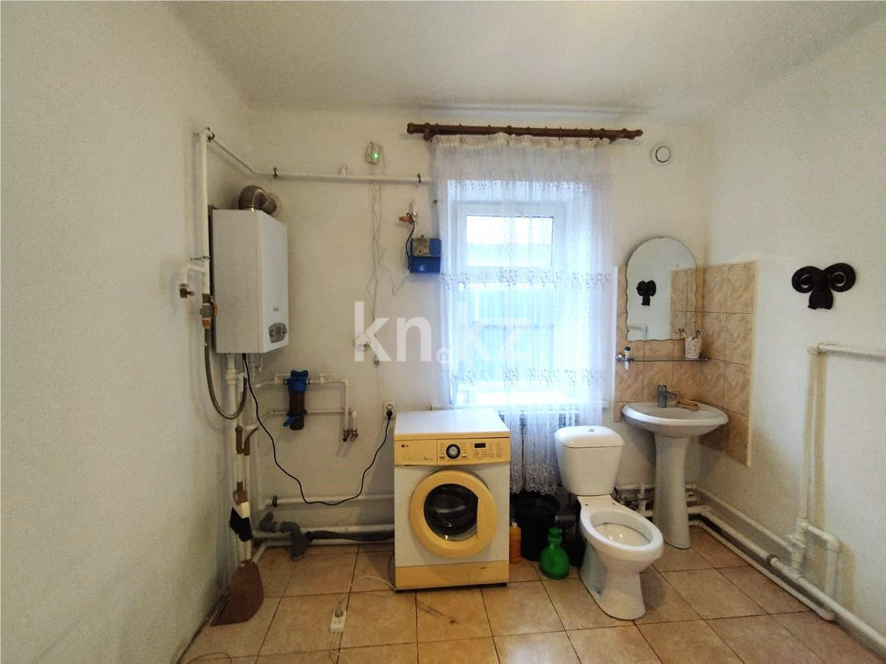 Продажа 4-комнатного дома, 90 м² - Продажа домов, коттеджей в Караганде - страница 5 фото 10 из 17