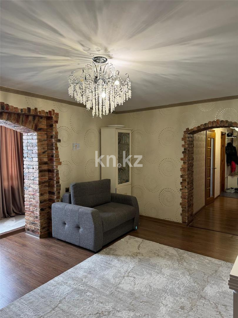 Продажа 3-комнатной квартиры, 68 м², пр. Назарбаева в Караганде - фото 3