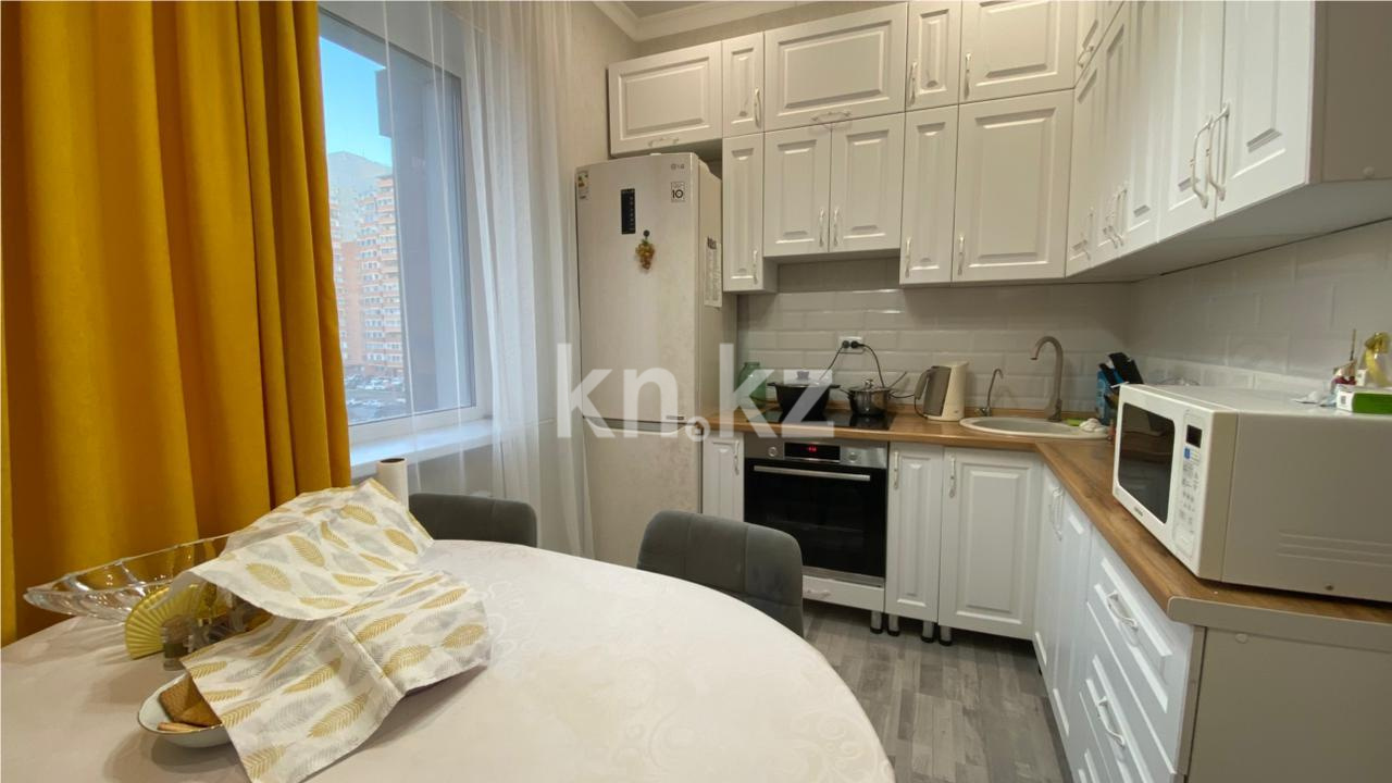 Продажа 3-комнатной квартиры, 74 м², пр. Шахтеров - Продажа  трехкомнатных квартир в Караганде фото 6 из 15