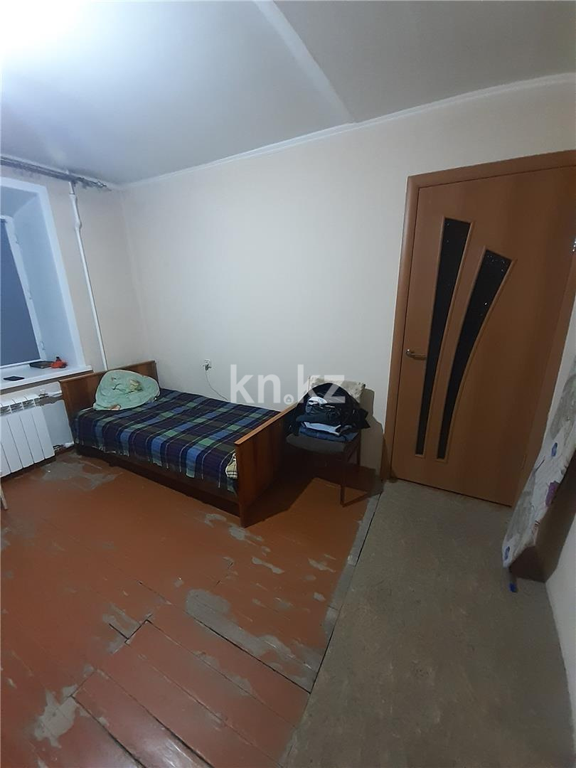 Продажа 3-комнатной квартиры, 61 м², ул. Крылова, дом  38 в Караганде - фото 5