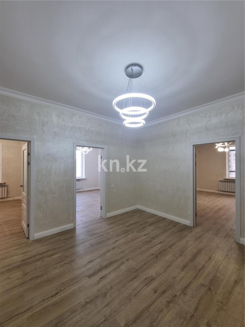 Продажа 4-комнатной квартиры, 120 м², ул. Дюсембекова - Продажа  четырехкомнатных квартир в Караганде фото 19 из 28