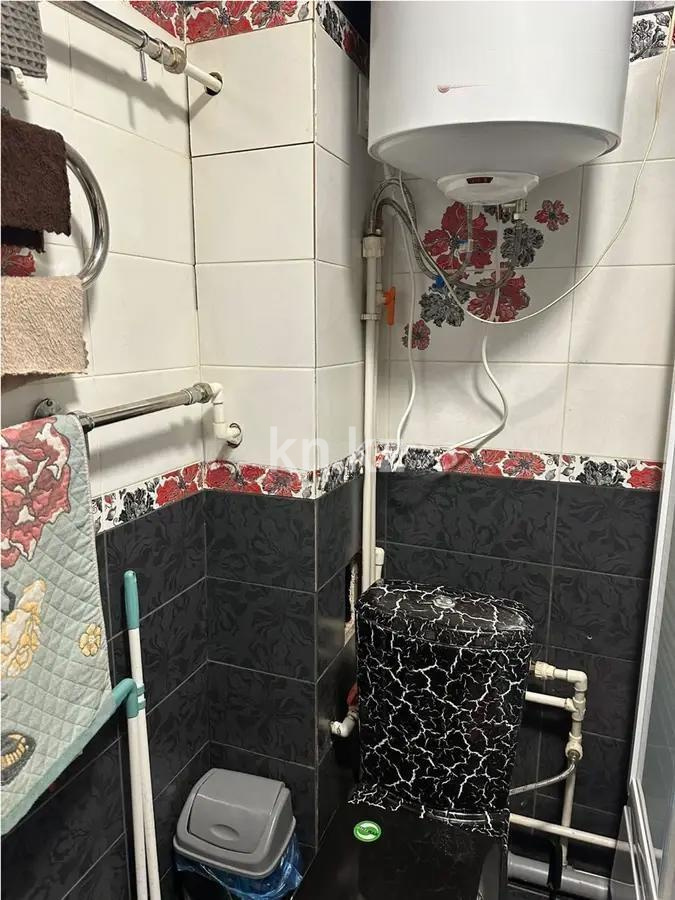 Продажа 2-комнатной квартиры, 44 м², мкр-н 22, дом  12 в Караганде - фото 5