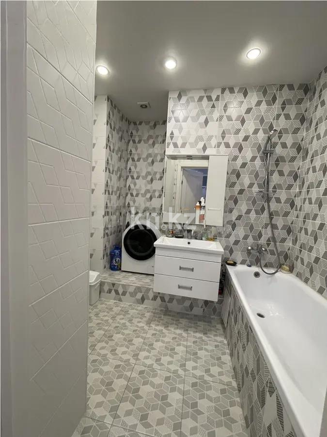 Продажа 3-комнатной квартиры, 80 м², ул. Бараева, дом  18 в Астане - фото 5