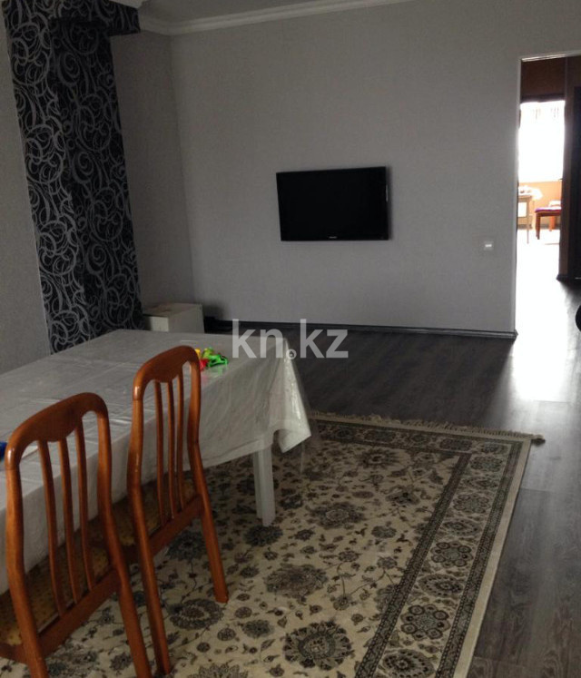 Аренда 3-комнатной квартиры, 107 м², пр. Республики, дом  1/3 - Аренда квартир помесячно в Караганде фото 9 из 11