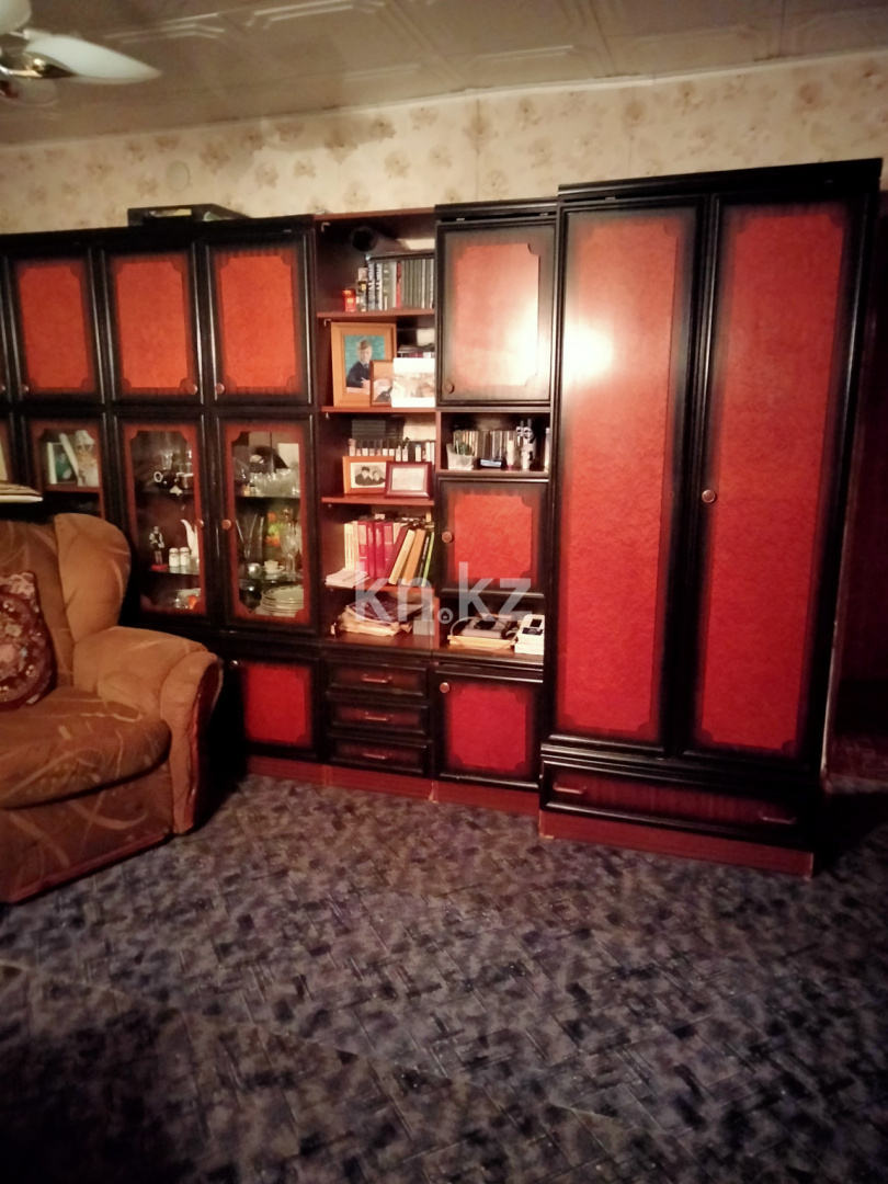 Продажа 3-комнатной квартиры, 64 м² - Продажа  трехкомнатных квартир в Караганде фото 2 из 9