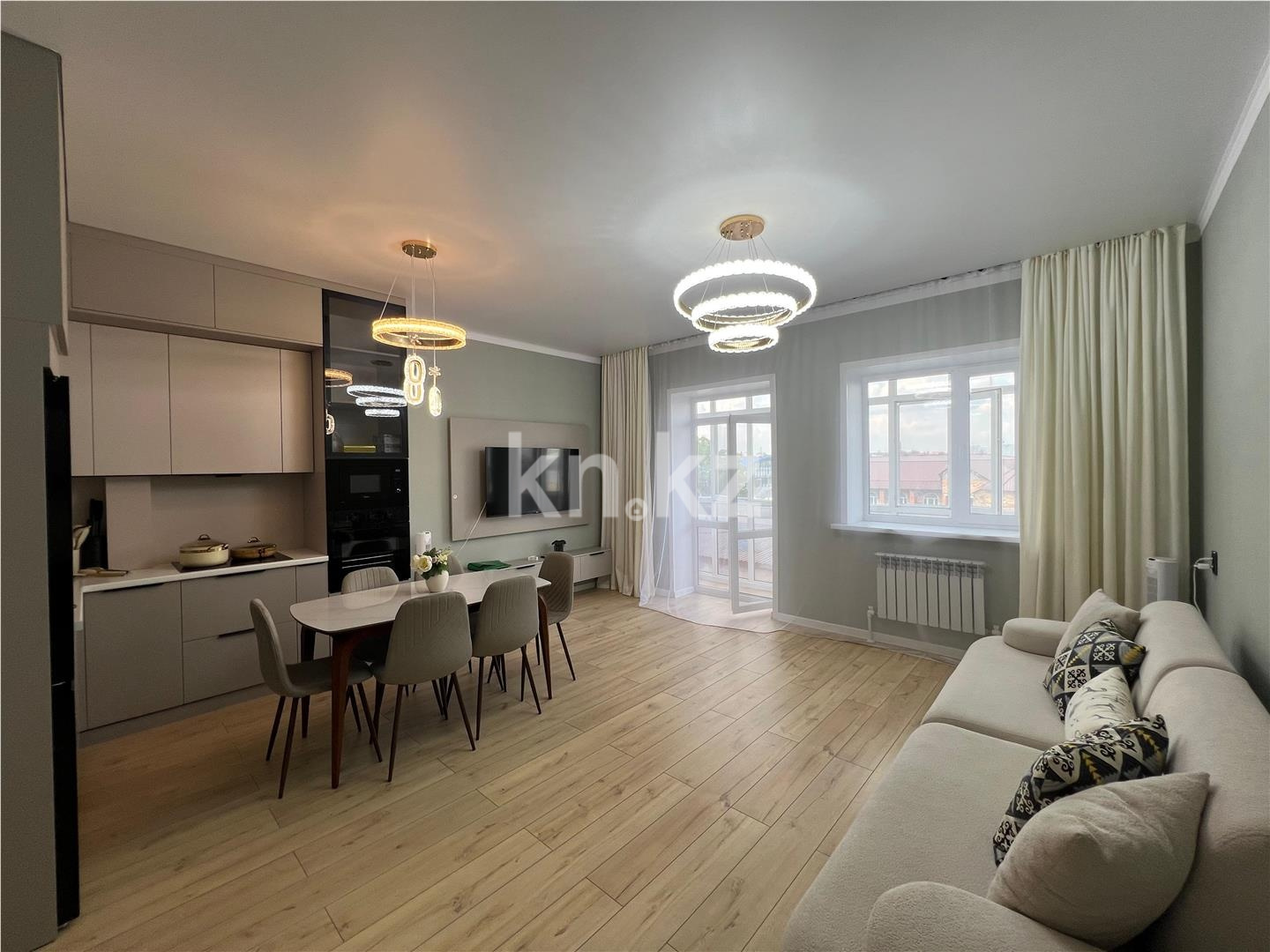 Продажа 3-комнатной квартиры, 76 м² в Караганде