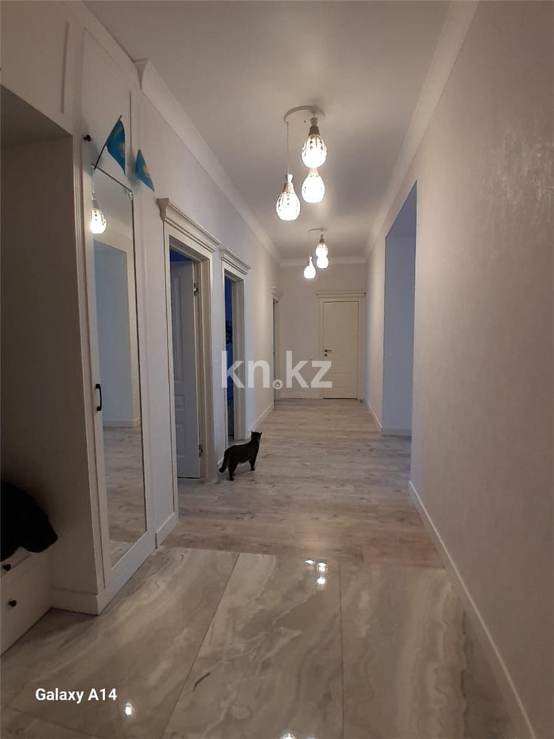 Продажа 4-комнатной квартиры, 126 м², ул. Сатпаева в Астане - фото 13