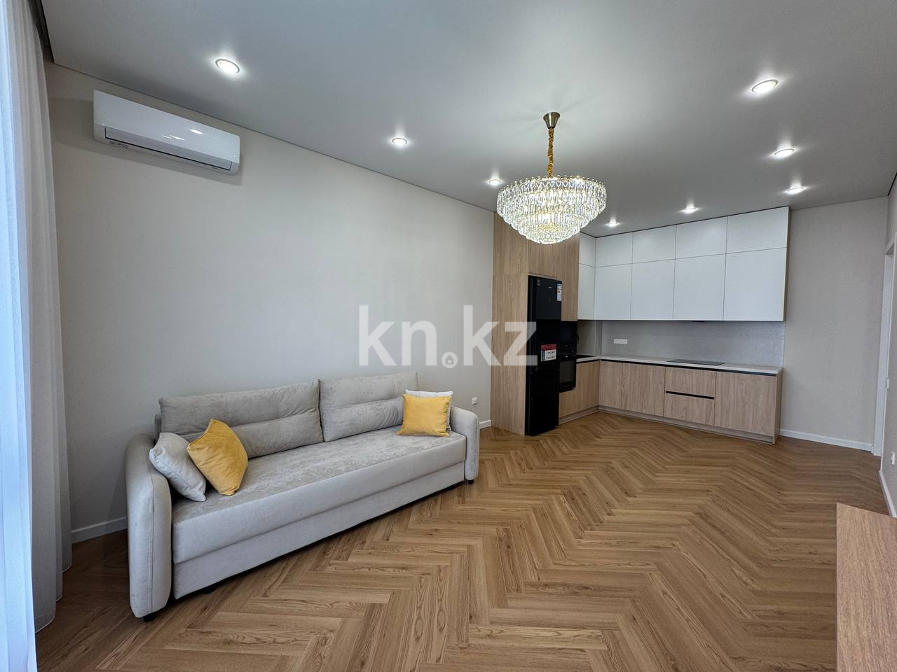 Продажа 2-комнатной квартиры, 53 м² в Алматы