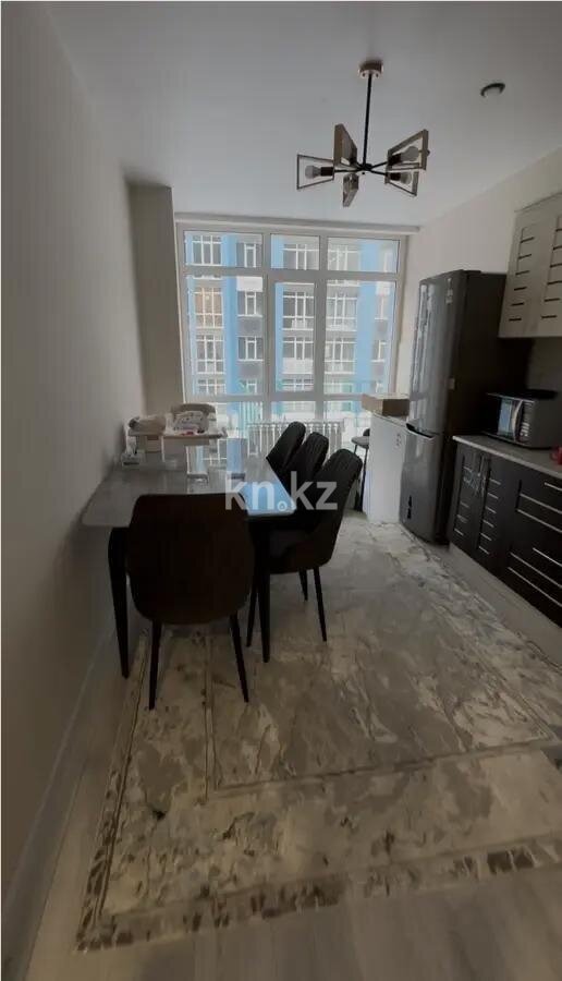 Продажа 2-комнатной квартиры, 72.6 м² в Алматы - фото 3