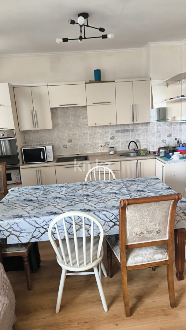 Аренда 3-комнатной квартиры, 80 м² - Аренда квартир помесячно в Астане фото 1 из 11