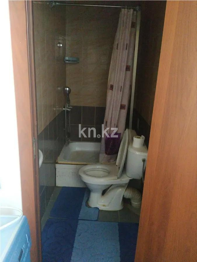 Продажа 1-комнатной квартиры, 28 м², мкр-н Аксай-1а, дом  31 в Алматы - фото 2