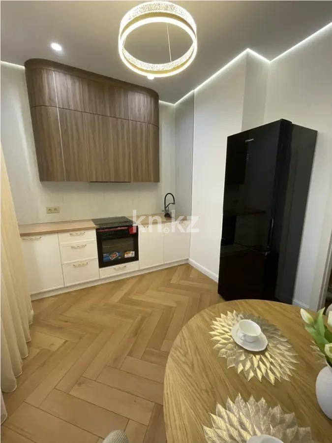 Продажа 2-комнатной квартиры, 62 м², ул. Токпанова, дом  8 в Астане - фото 3