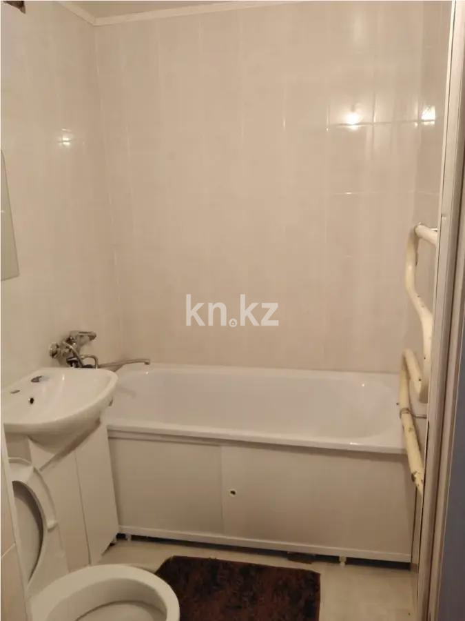 Продажа 1-комнатной квартиры, 35 м², пр. Республики, дом  77 в Астане - фото 2