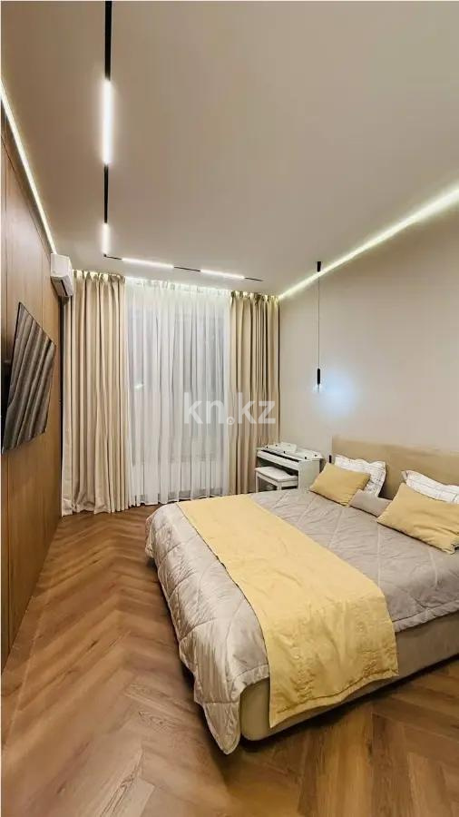 Продажа 2-комнатной квартиры, 83 м² в Алматы