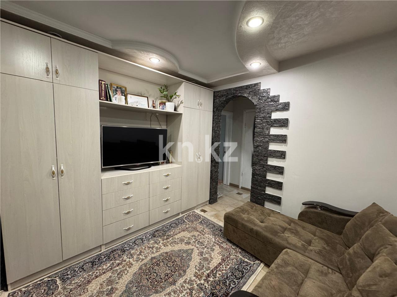 Продажа 3-комнатной квартиры, 64 м², мкр-н Степной-2, дом  3 в Караганде - фото 6