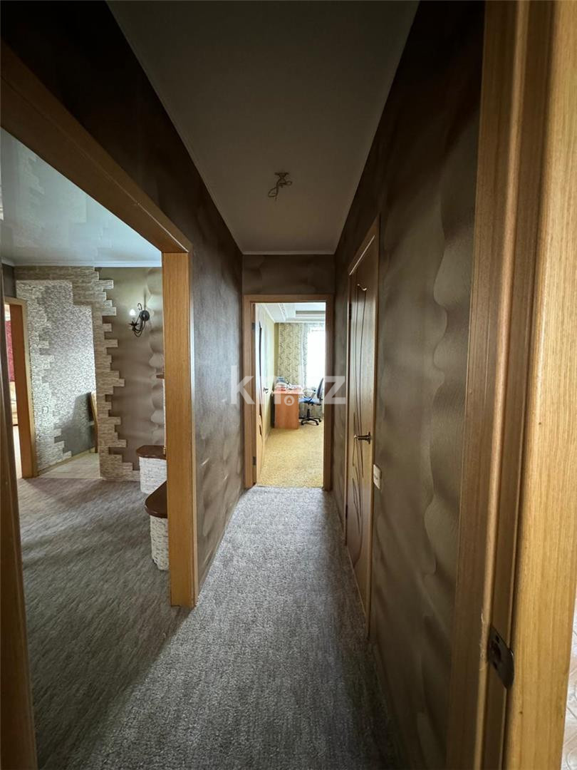 Продажа 4-комнатной квартиры, 90 м², мкр-н 8-й в Темиртау - фото 11