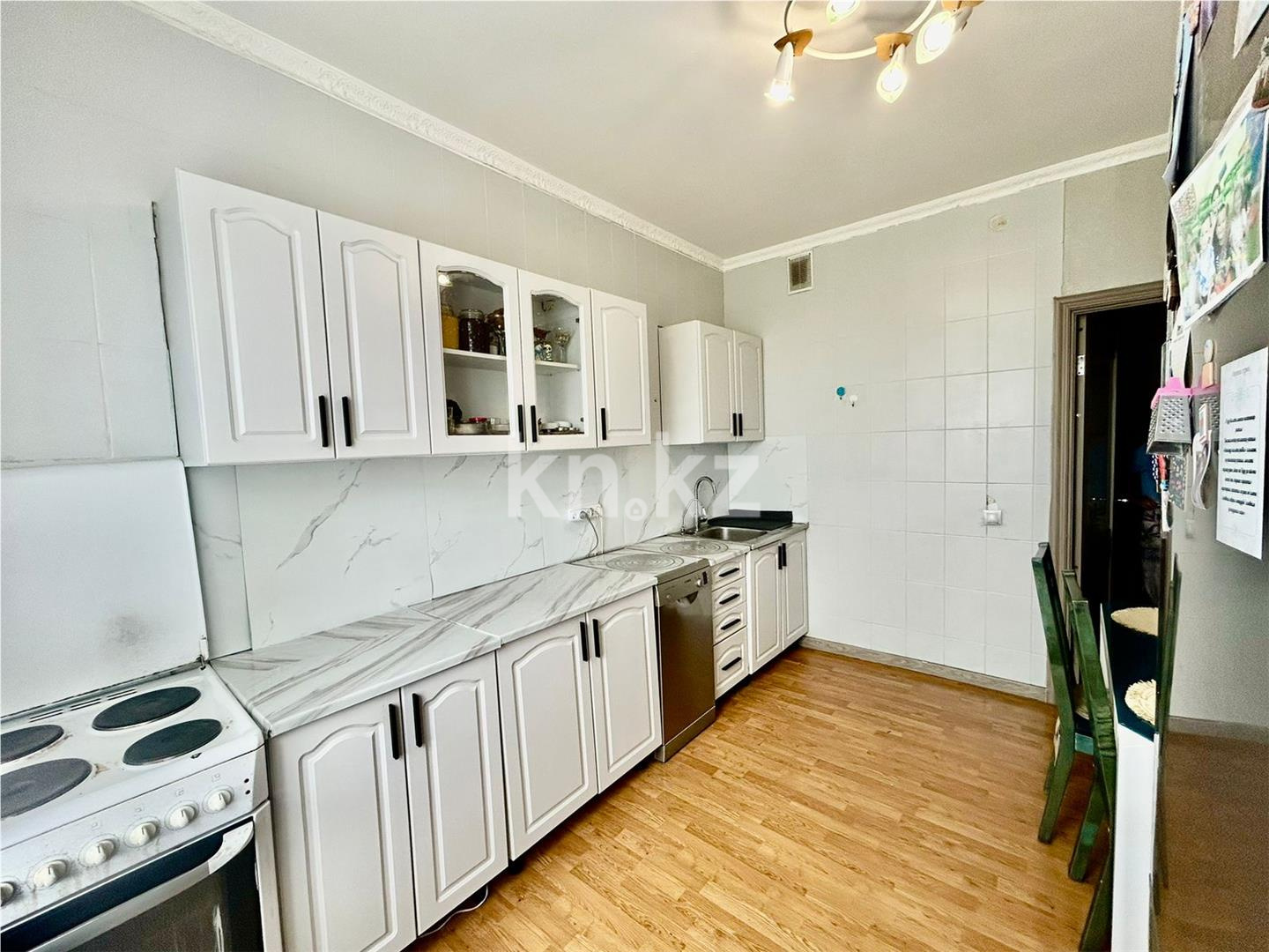 Продажа 2-комнатной квартиры, 65 м², пр. Шахтеров - Продажа квартир в Караганде фото 13 из 17