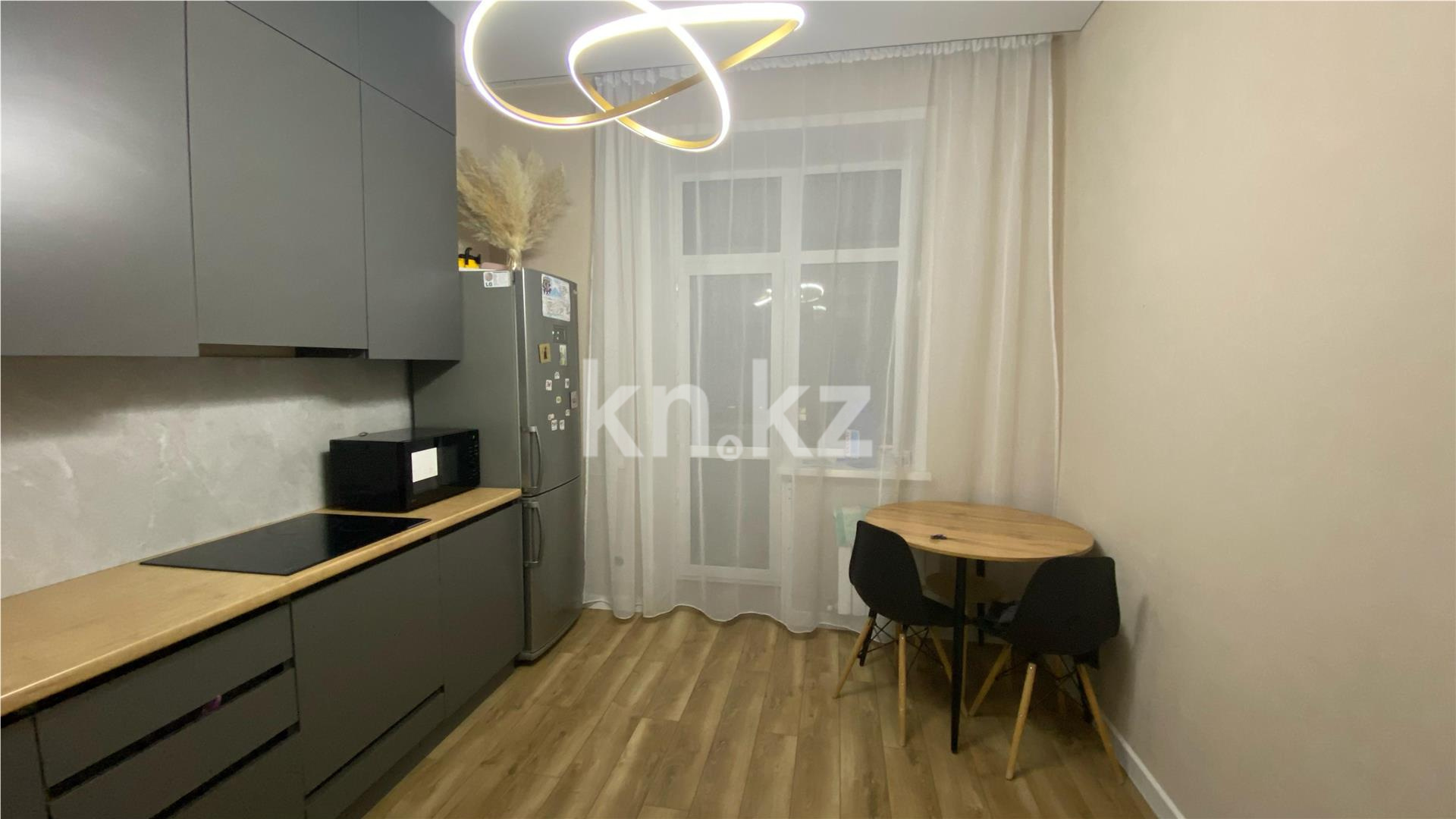 Продажа 2-комнатной квартиры, 69 м², ул. Толе би в Астане - фото 2