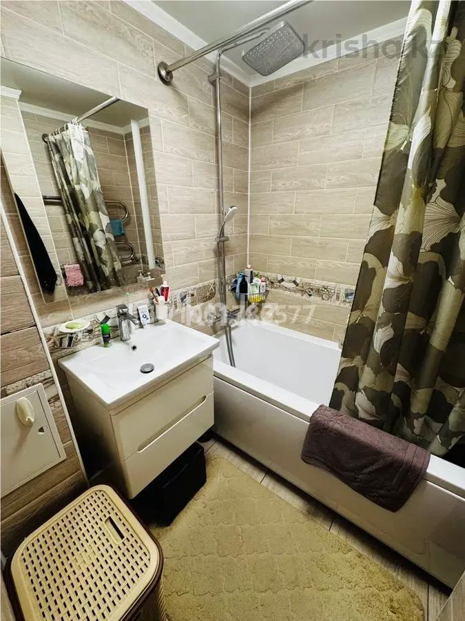 Продажа 3-комнатной квартиры, 70 м², ул. Жандосова, дом  29 в Алматы - фото 5