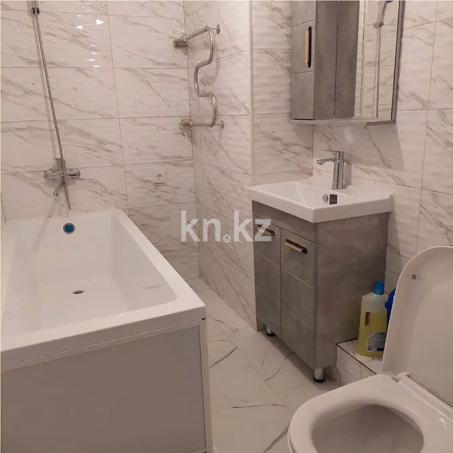 Продажа 1-комнатной квартиры, 30 м², мкр-н Аккент, дом  97 в Алматы - фото 4