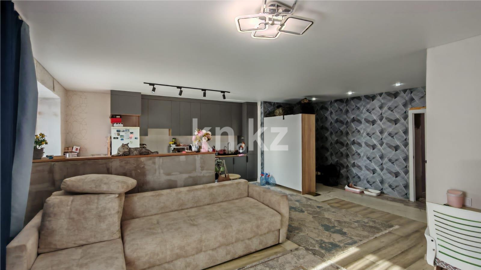 Продажа 2-комнатной квартиры, 68 м², ул. Букетова - Продажа квартир в Караганде фото 6 из 14