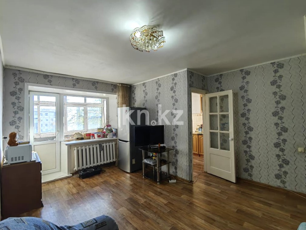 Продажа 2-комнатной квартиры, 43 м², ул. Гоголя, дом  51 - Продажа квартир в Караганде фото 2 из 21