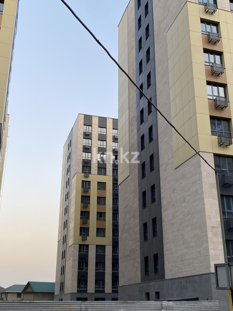 Продажа 1-комнатной квартиры, 38.77 м², ул. Момышулы, дом  100 в Алматы