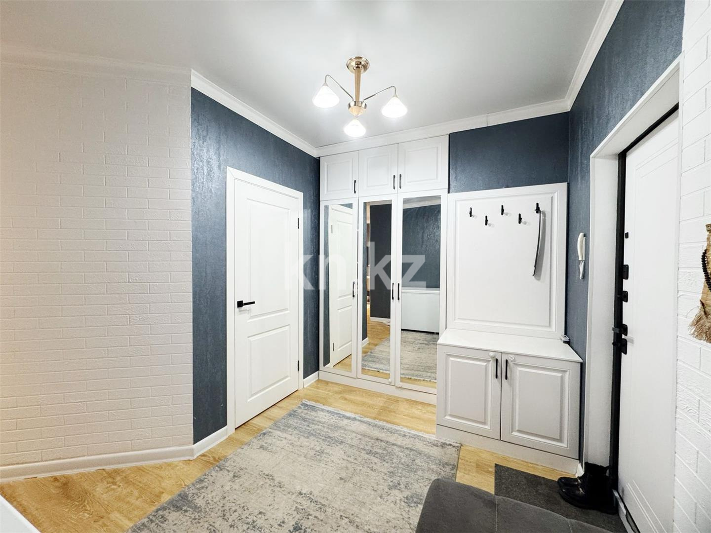 Продажа 2-комнатной квартиры, 57 м², ул. Нарикбаева в Астане - фото 7