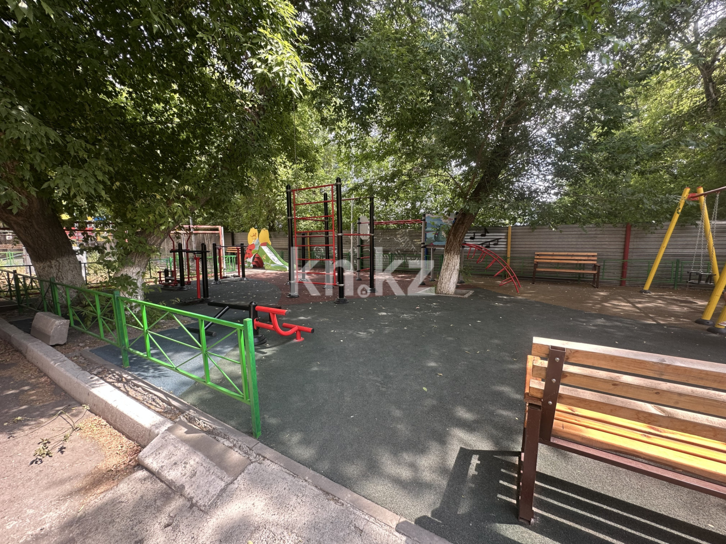 Продажа 2-комнатной квартиры, 44 м² - Продажа двухкомнатных квартир в Караганде - страница 2 фото 18 из 19