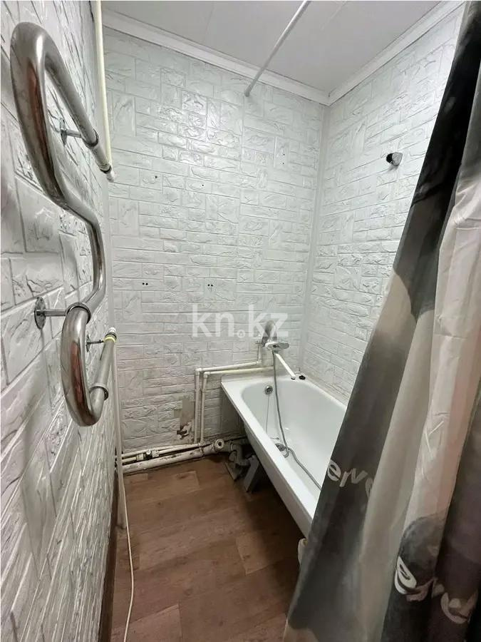 Продажа 2-комнатной квартиры, 49 м², ул. Ленинградская, дом  75 - Продажа квартир в Шахтинске без посредников фото 4 из 5