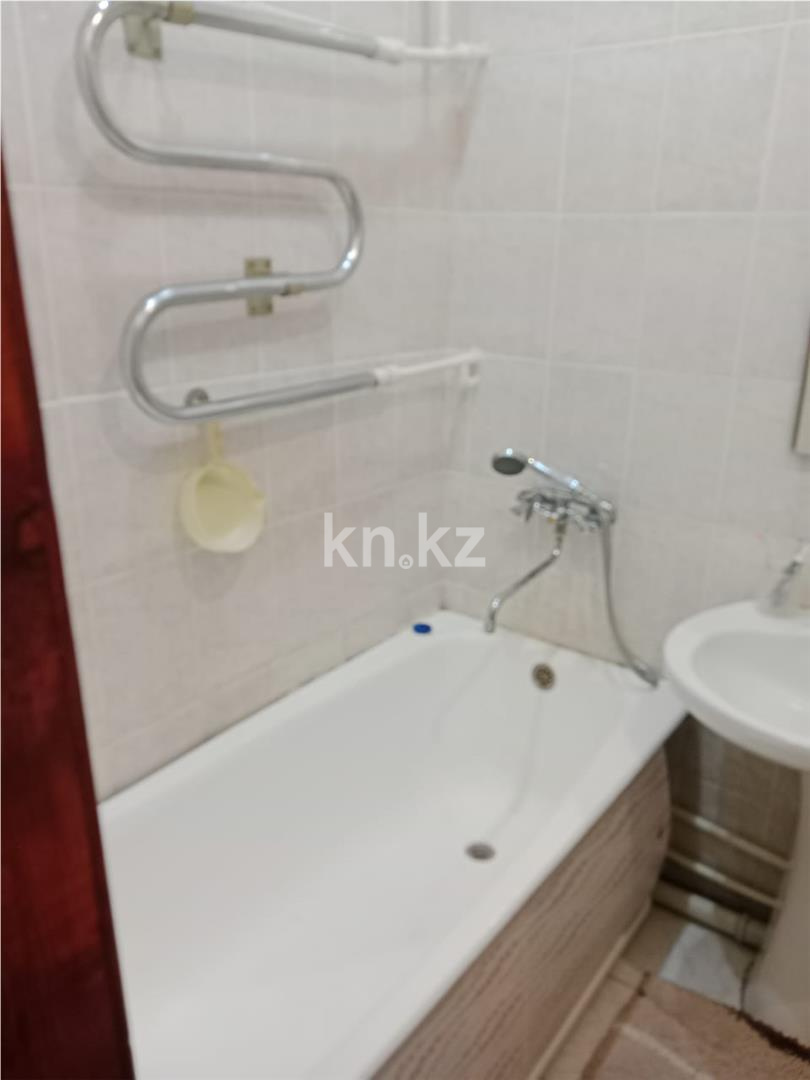 Продажа 3-комнатной квартиры, 73 м², ул. Абая - Продажа квартир в Темиртау фото 8 из 13