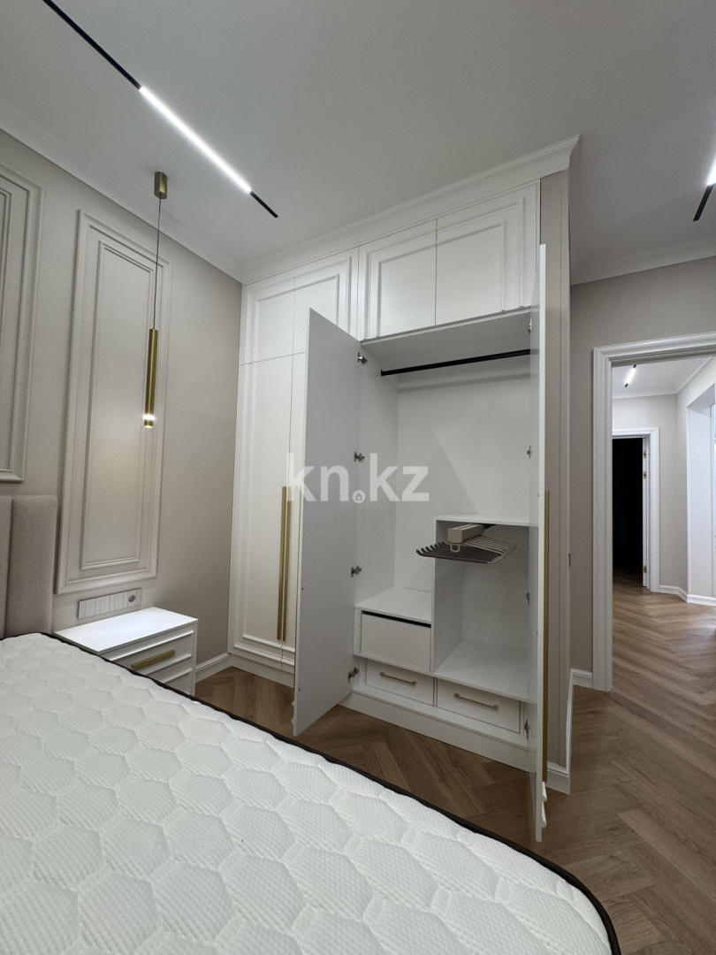 Продажа 3-комнатной квартиры, 115 м², ул. Утеген батыра, дом  11д - Продажа квартир в Алматы фото 17 из 40