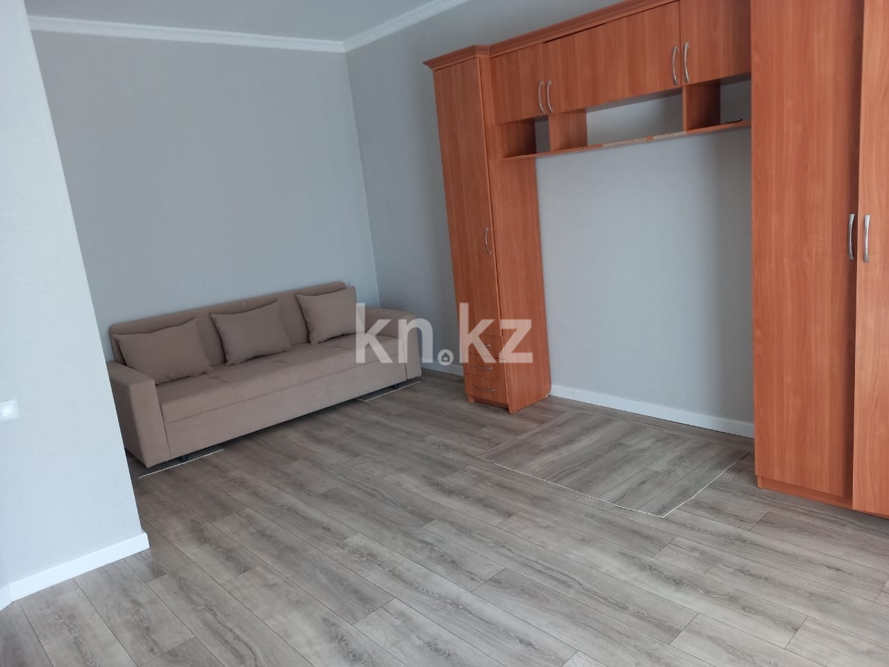 Аренда 1-комнатной квартиры, 40 м² в Астане