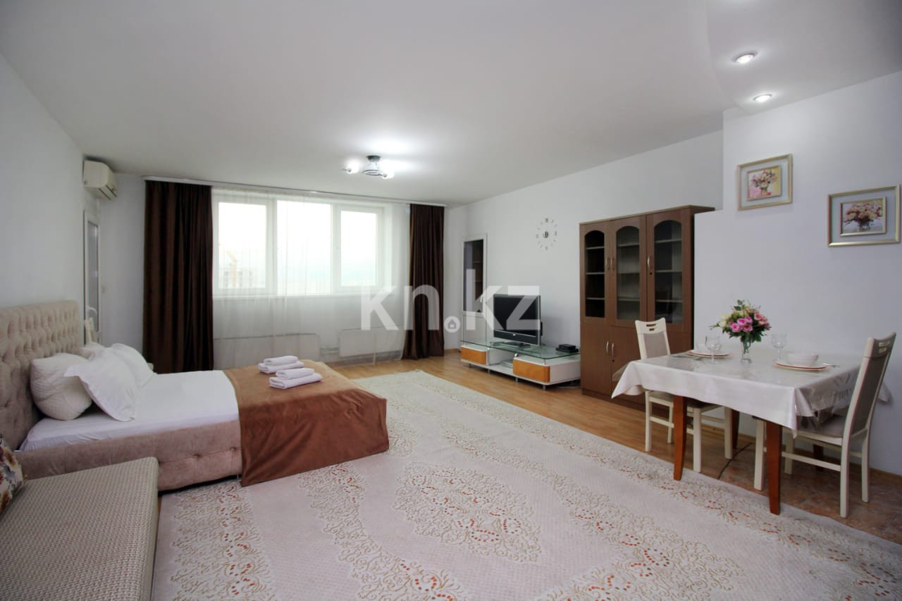 Аренда 1-комнатной квартиры посуточно, 50 м², ул. Хусаинова, дом  225 - ул. Ескараева - Аренда жилой и коммерческой недвижимости в Алматы фото 14 из 20