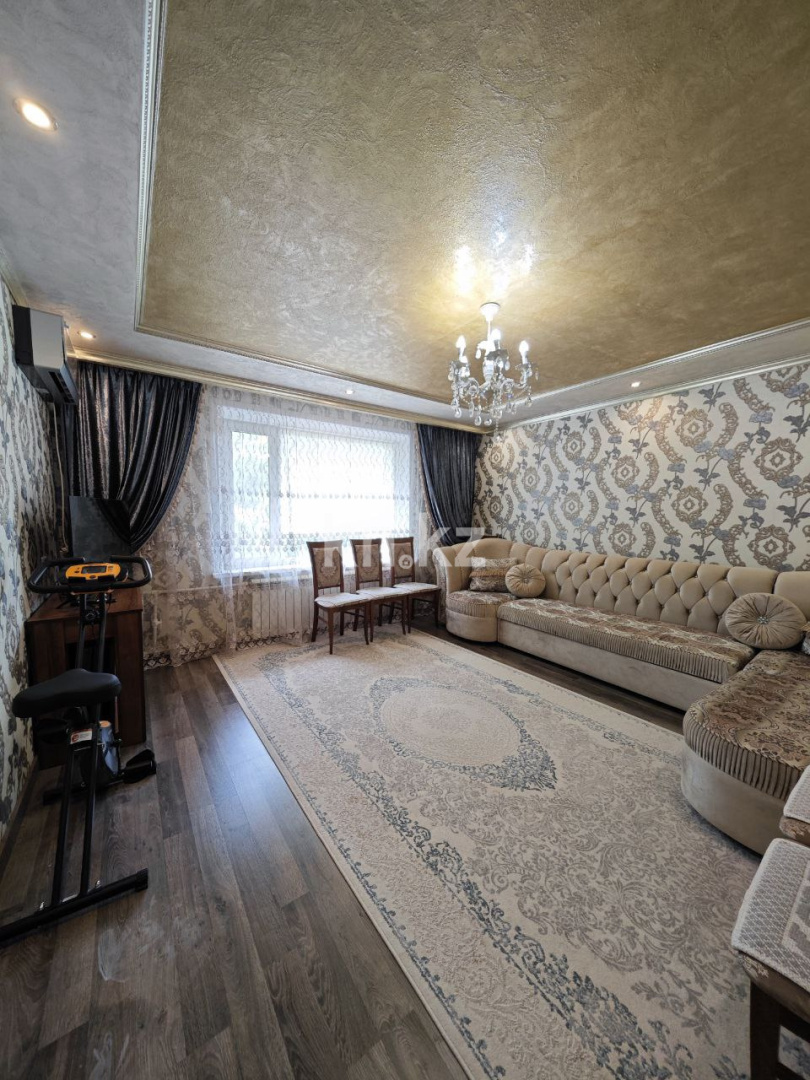 Продажа 3-комнатной квартиры, 64 м², мкр. Степной-2, дом  3 в Караганде - фото 2