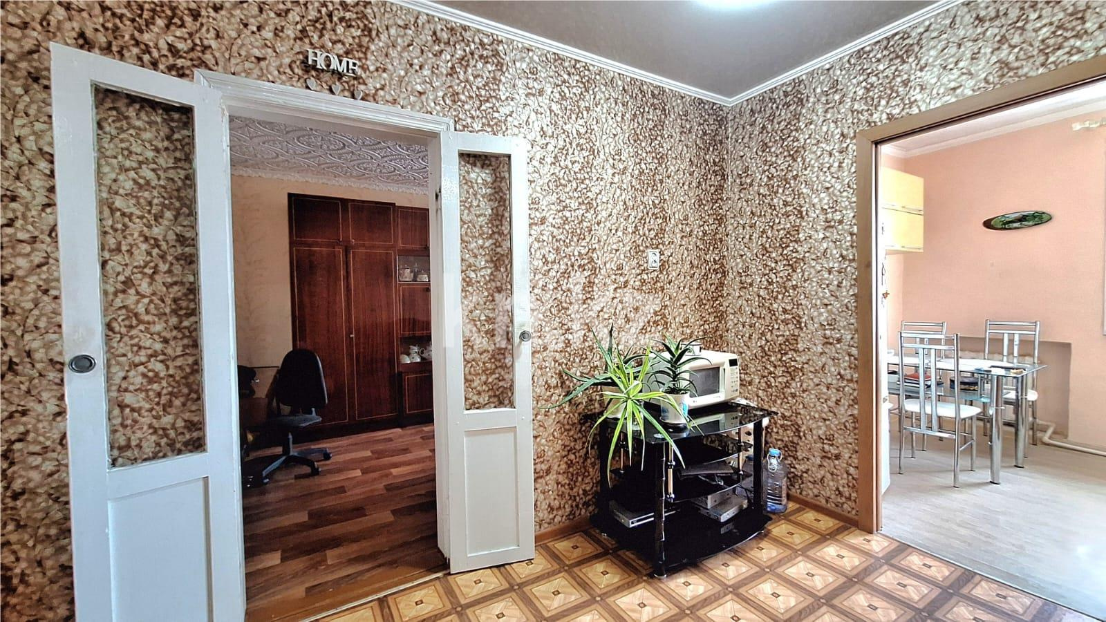 Продажа 3-комнатной квартиры, 63 м², ул. Открытая в Караганде - фото 10